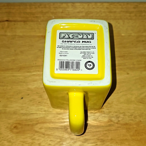 Pac-Man Shaped Mug, Ceramic, Multi-Colour, 14 x 8 x 11 cm - Picture 5 of 7